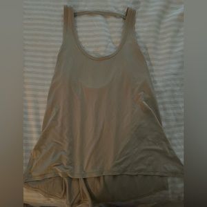 lululemon workout tank 🍋